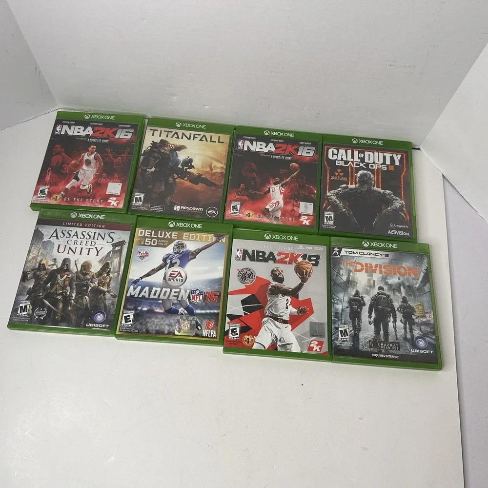 Microsoft Xbox One Game Lot 8 NBA 2K16 2K18 Madden COD Black Ops III Titanfall